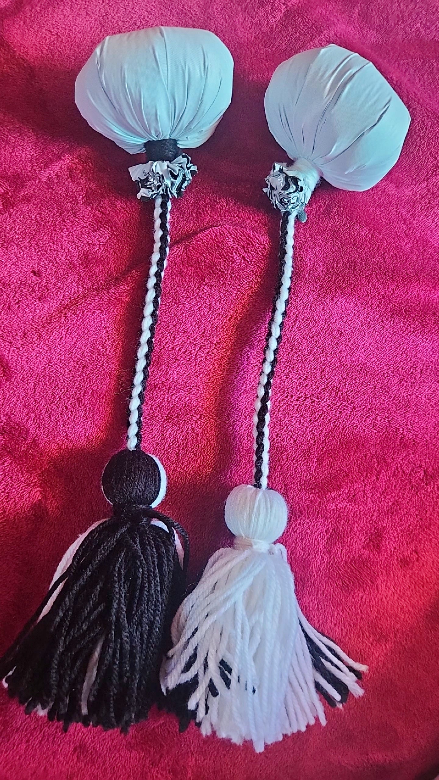 Black and White Poi - White Ball