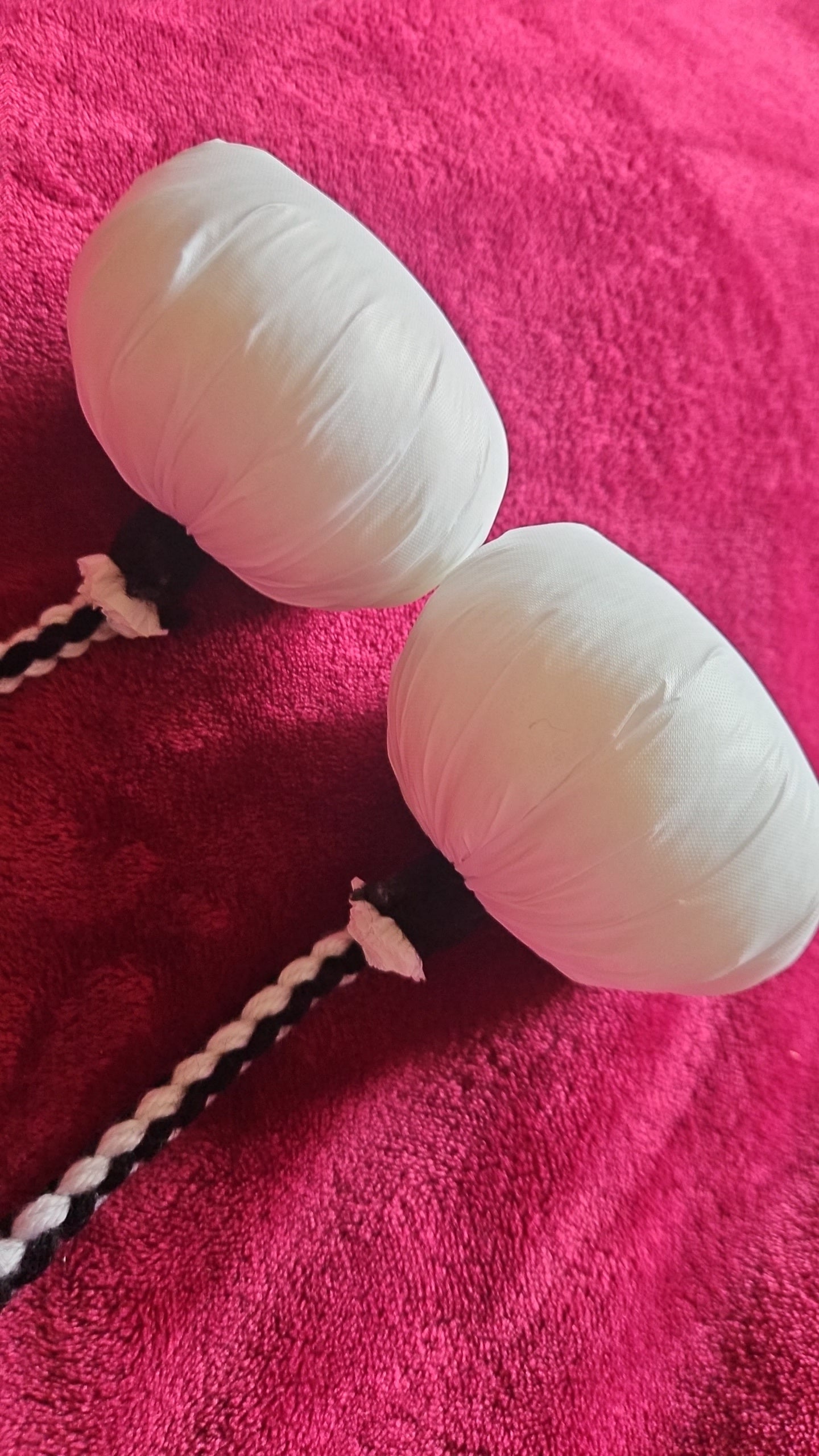 Black & White Poi - White Ball
