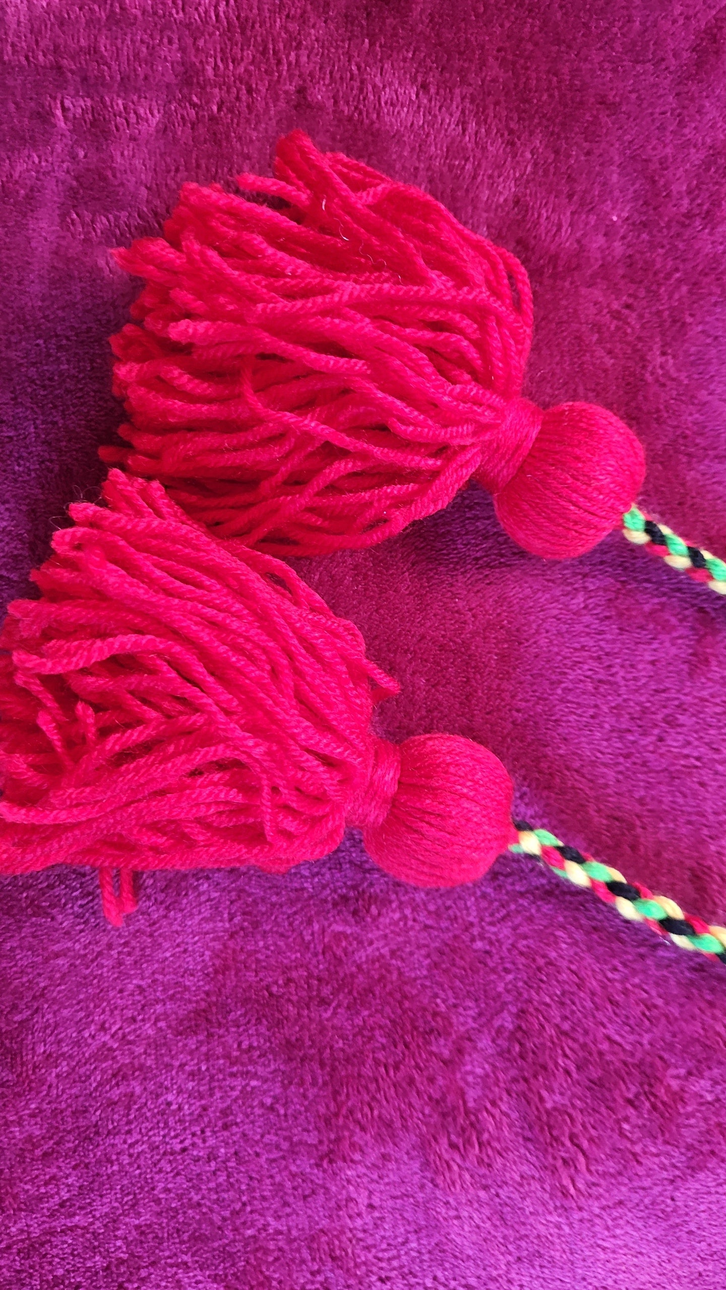 Yellow, Green, Black & Red Short Poi - Yellow Ball