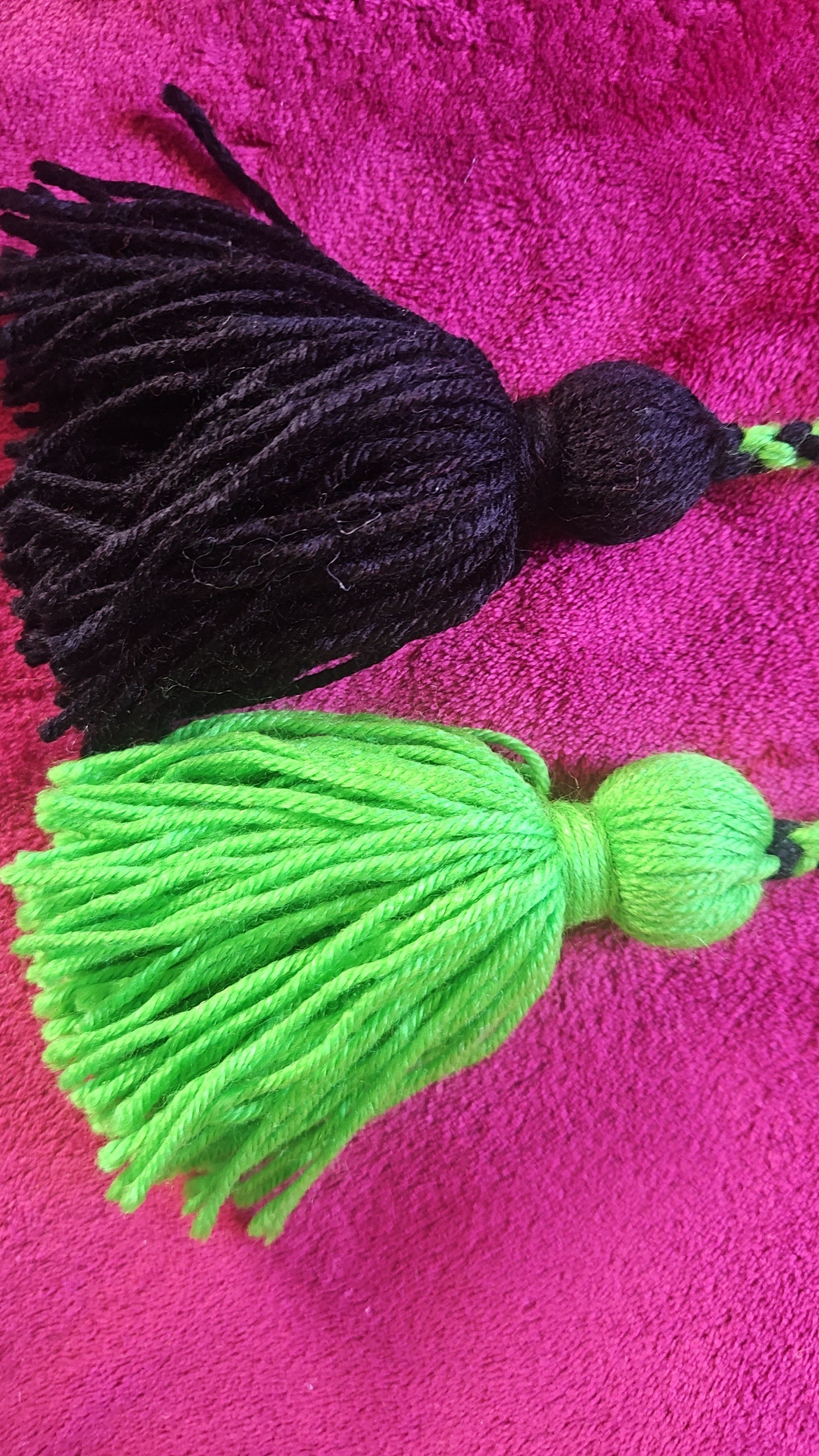 Black & Green Poi - Black Ball