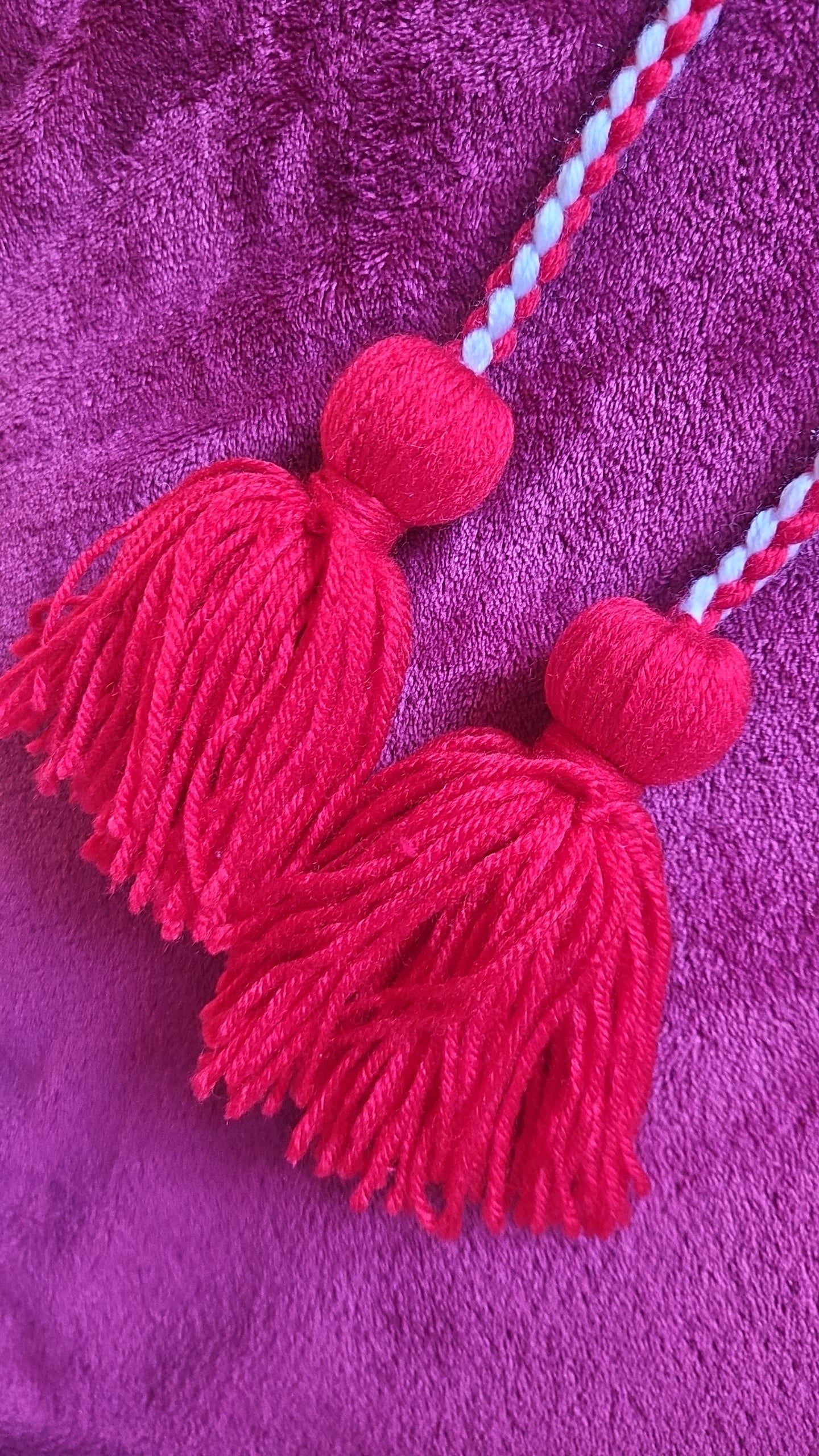 Red & White Poi - White Ball