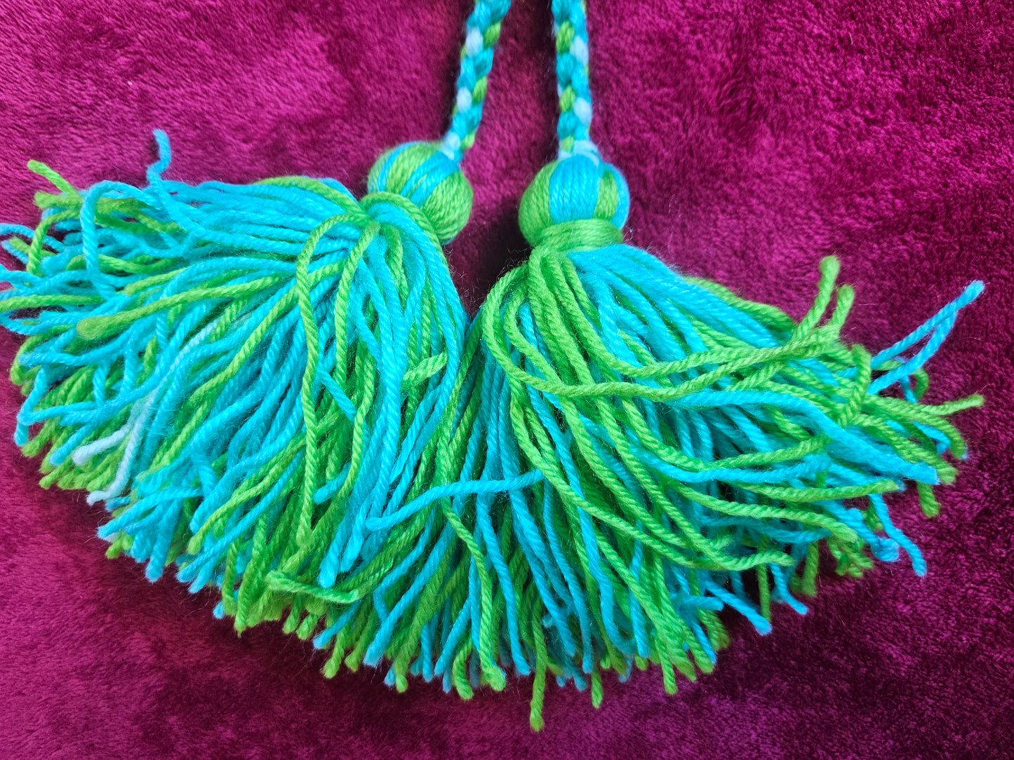 Mixed Greens and Blue Long Poi - Green Ball